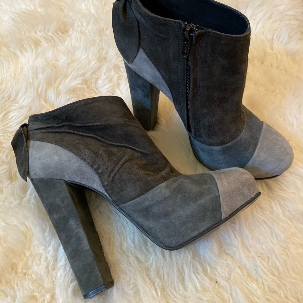 Benetton Grey Suede Boots, Size 37!